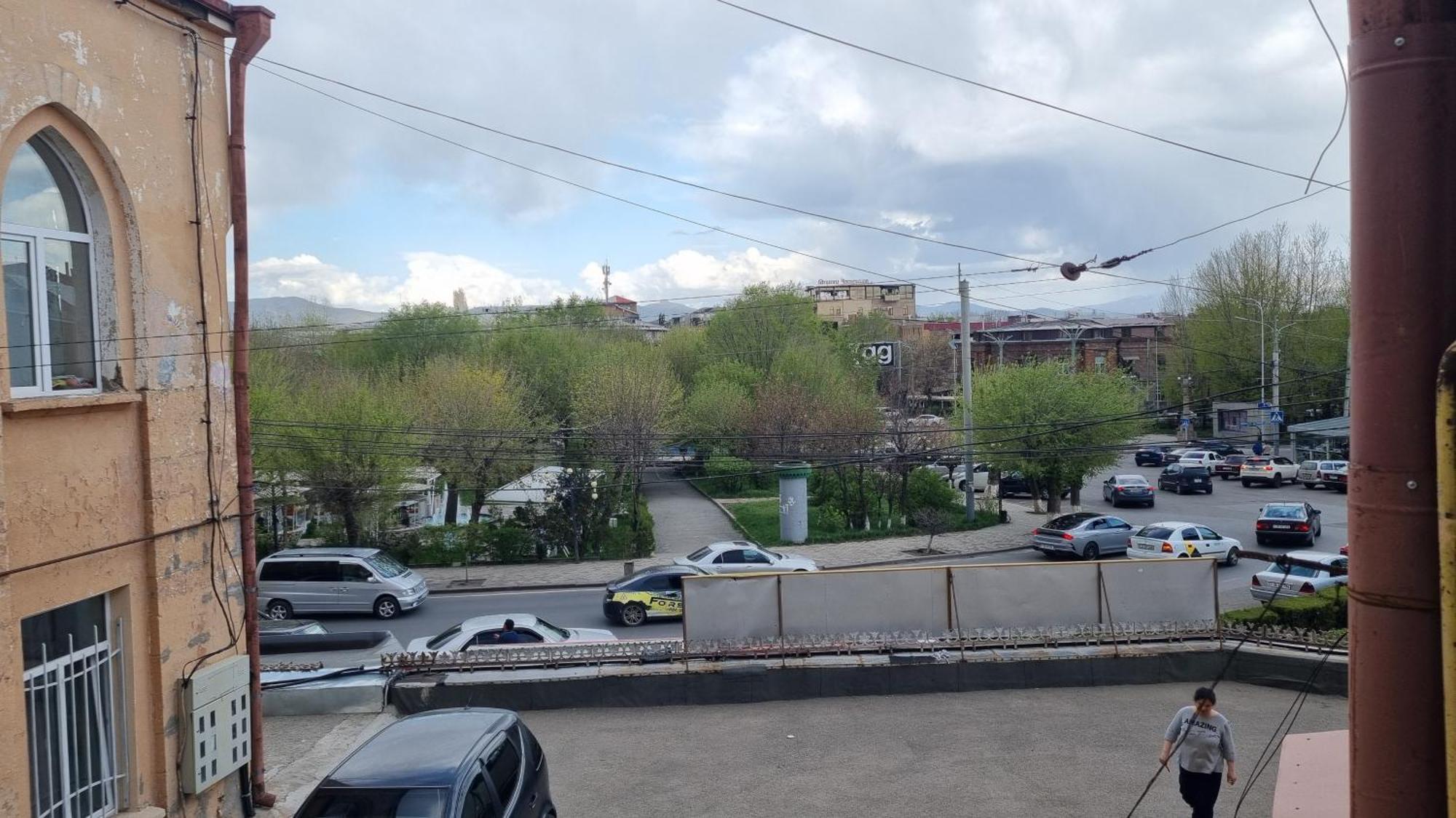 Апартаменти Flat In Ґюмрі Екстер'єр фото
